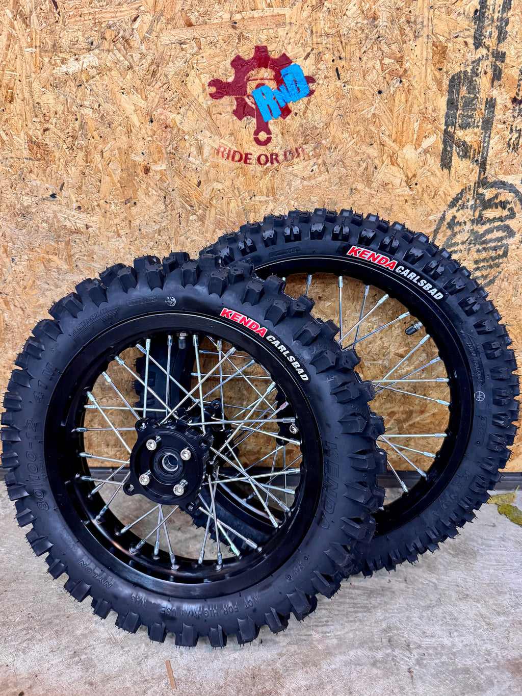 Tuttio Soleil01 14" Front Pitbike Wheel Kit